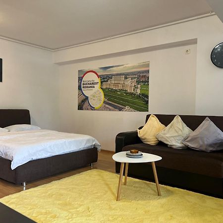 Tranzzit Airport Apartament Otopeni Exteriör bild